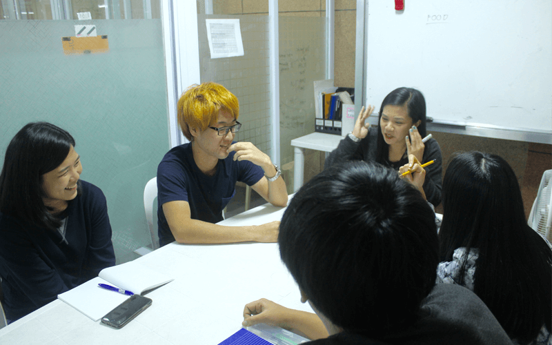 Students taking an ESL course